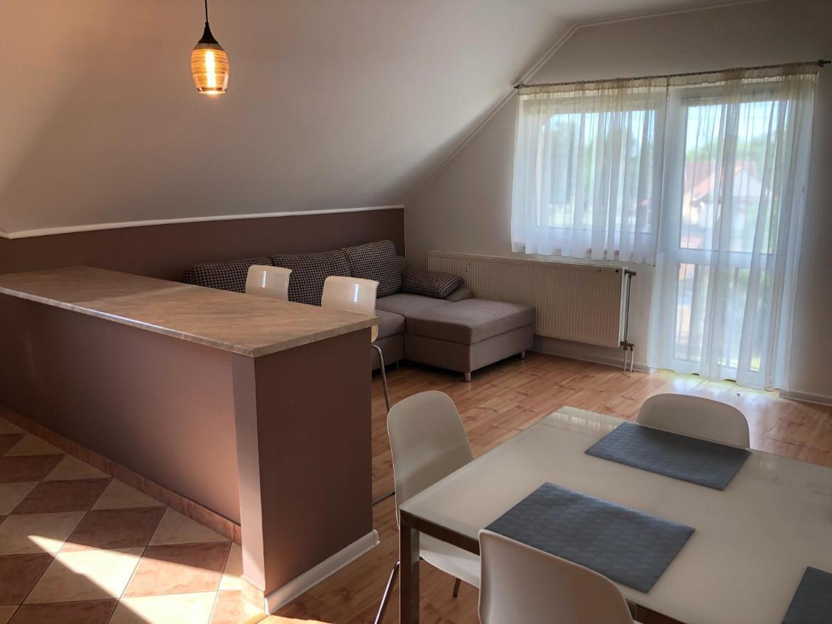 Hanga Apartman Tiszafüred Exterior foto